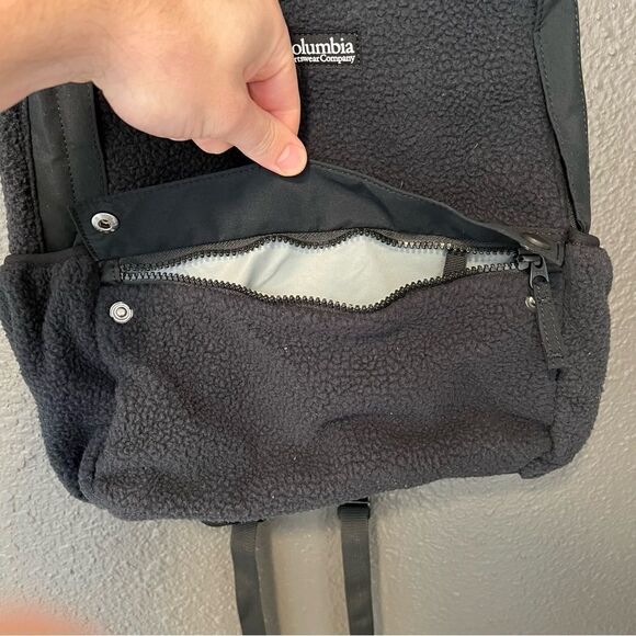 Columbia Helvetia™ 14L Backpack - Picture 8 of 12